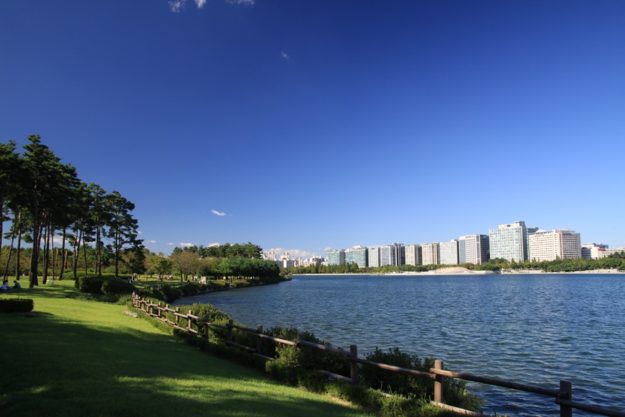 Ilsan Lake Park