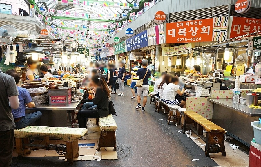 Fashion and Tradition: Gwangjang Market