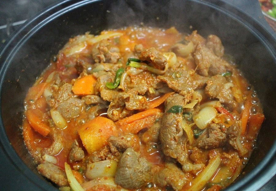 Easy jeyuk-bokkeum