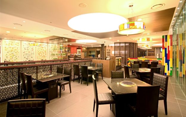 Tables inside main dining hall area at Hanuso in Insadong.