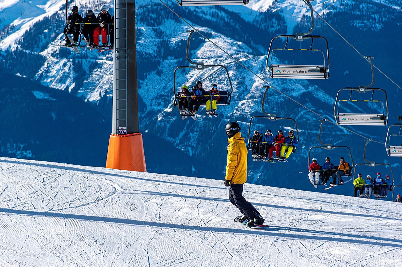 Winter(2024 Dec. ~ 2025 Feb.) is the best season, the best season and the best way to enjoy skiing in Korea.